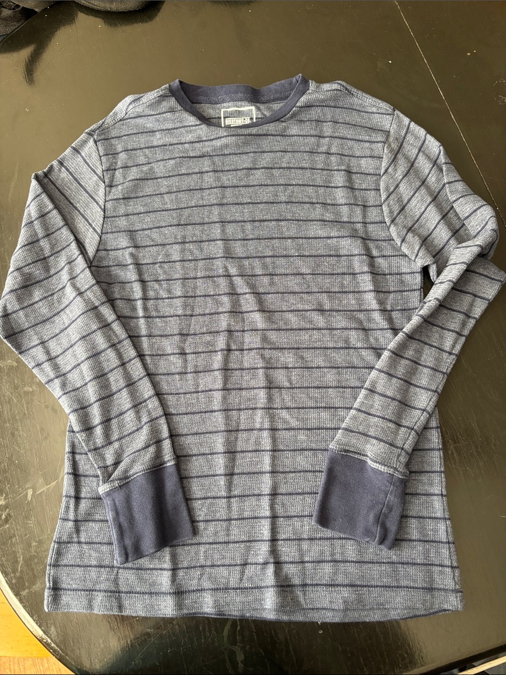 Men's Striped Long-Sleeve Crew in Heather Navy